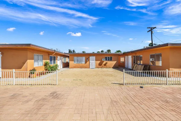 $1,100,000 | 3940 East Calle De Ricardo, Palm Springs, CA 92264