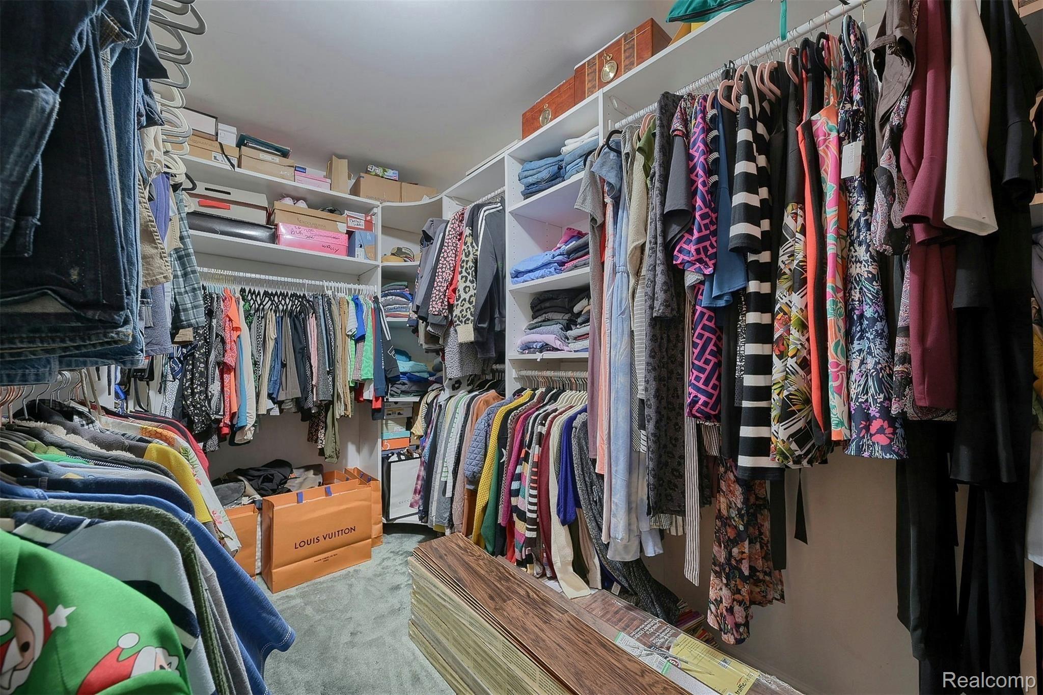 6460 Orion Road Rochester, MI 48306 - Photo 22 of 33 22-Master-Bedroom-Closet.jpg