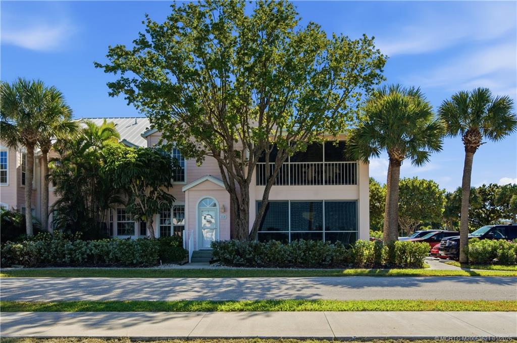 391 Northeast Plantation Road, Unit 215 Stuart, FL 34996 - Photo 29 of 40 Exterior