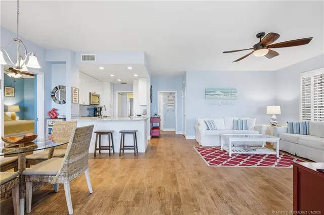 $575,000 | 391 Northeast Plantation Road, Unit 215, Stuart, FL 34996