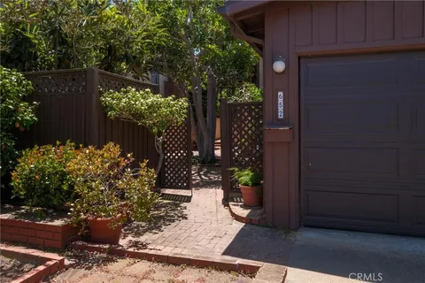 $2,699,000 | 652 35th Street, Manhattan Beach, CA 90266