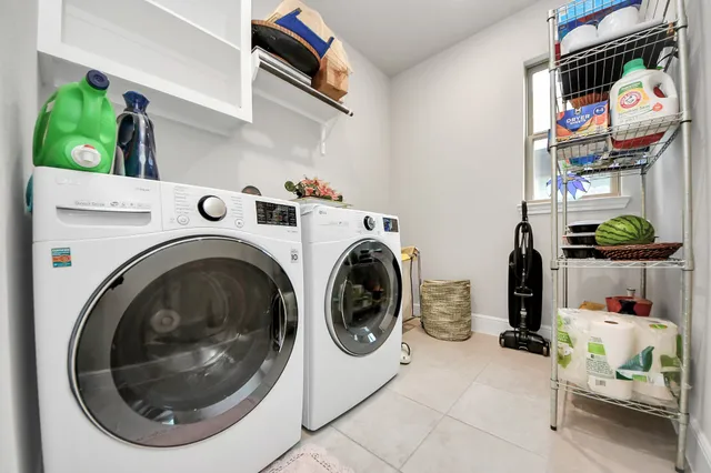 a view of a yard with furniture