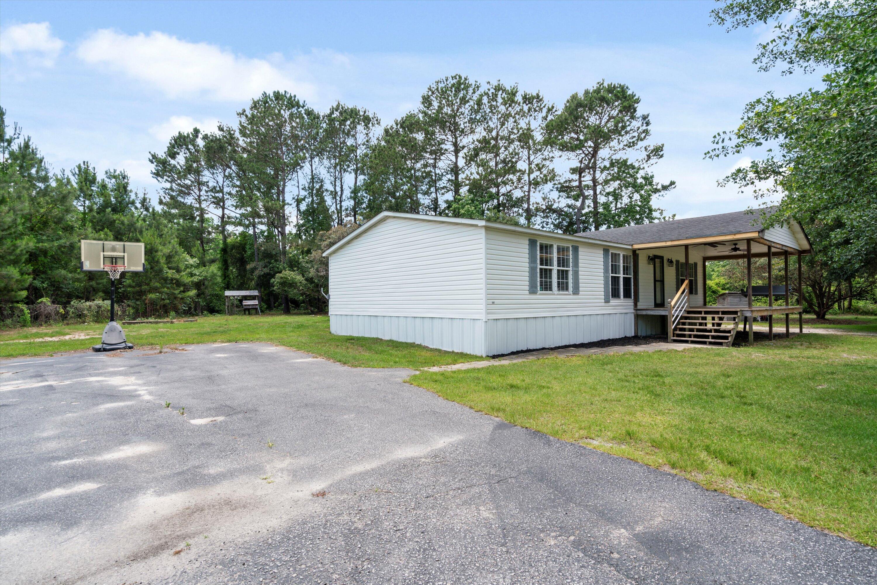 1485 Matilda Circle Pineville, SC 29468 - Photo 6 of 49 06-DSC01050