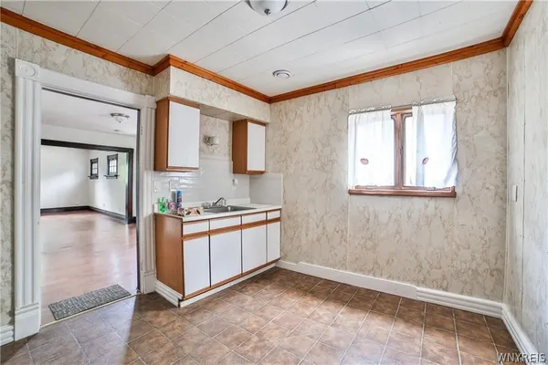 $209,000 | 421 East Utica Street, Unit S, Buffalo, NY 14208