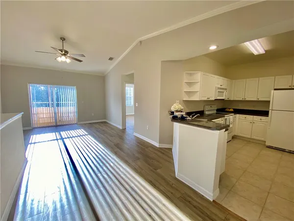 $1,600 | 2482 57th Circle, Unit 2482, Vero Beach, FL 32966