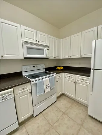 $1,600 | 2482 57th Circle, Unit 2482, Vero Beach, FL 32966