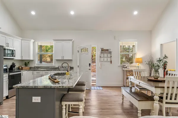 $709,900 | 128 Hard Cash Lane, Fair Play, SC 29643
