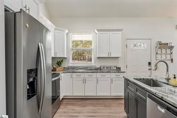 $709,900 | 128 Hard Cash Lane, Fair Play, SC 29643