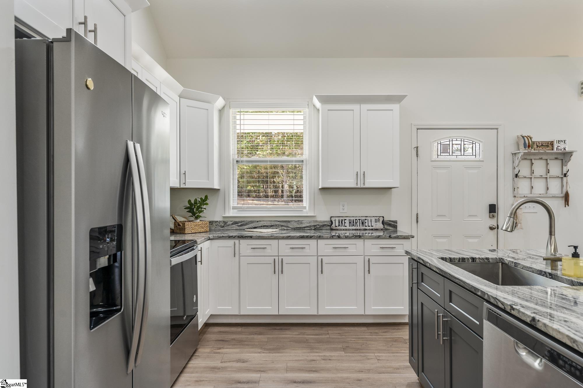 128 Hard Cash Lane Fair Play, SC 29643 - Photo 12 of 48