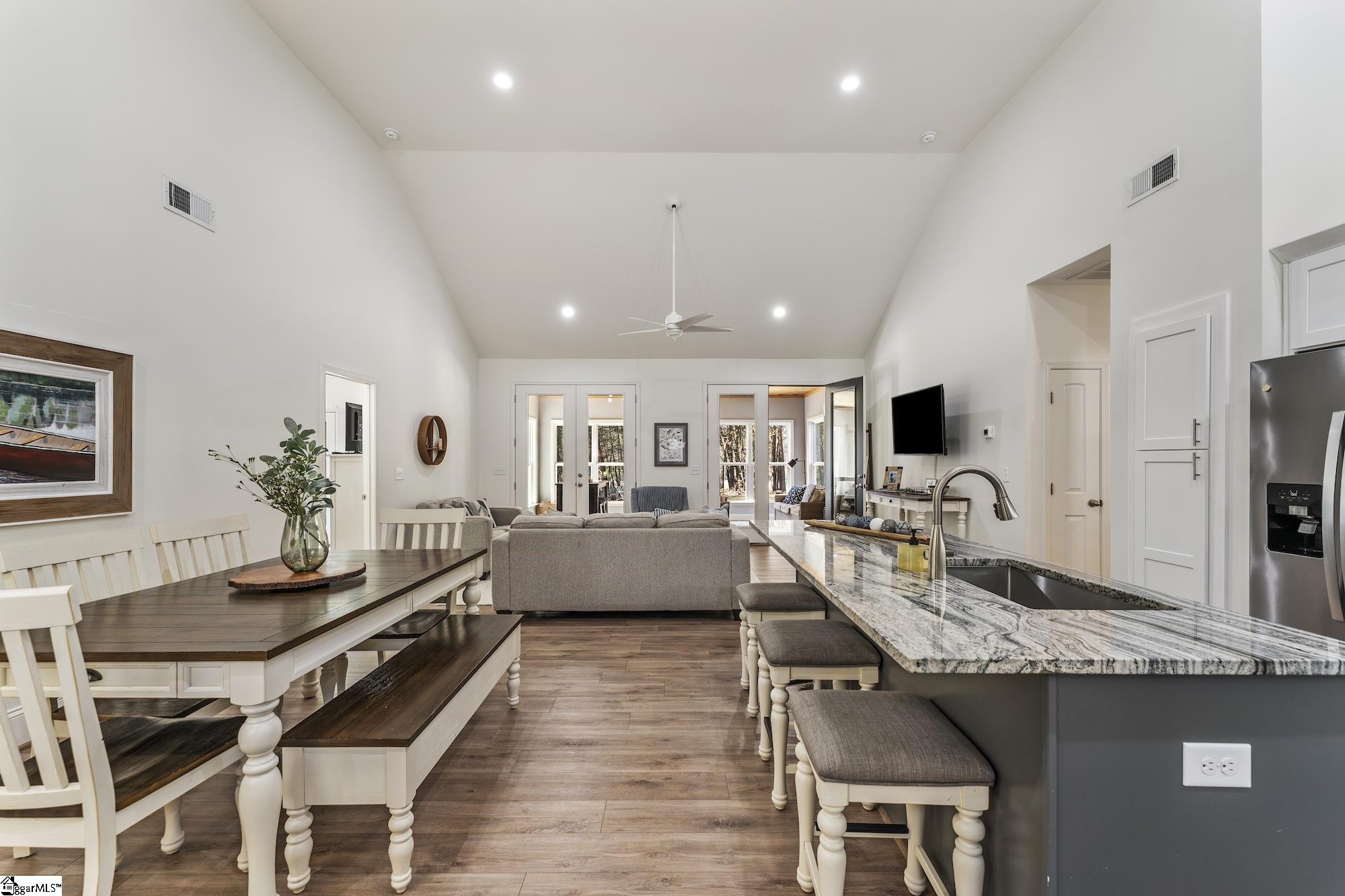 128 Hard Cash Lane Fair Play, SC 29643 - Photo 4 of 48