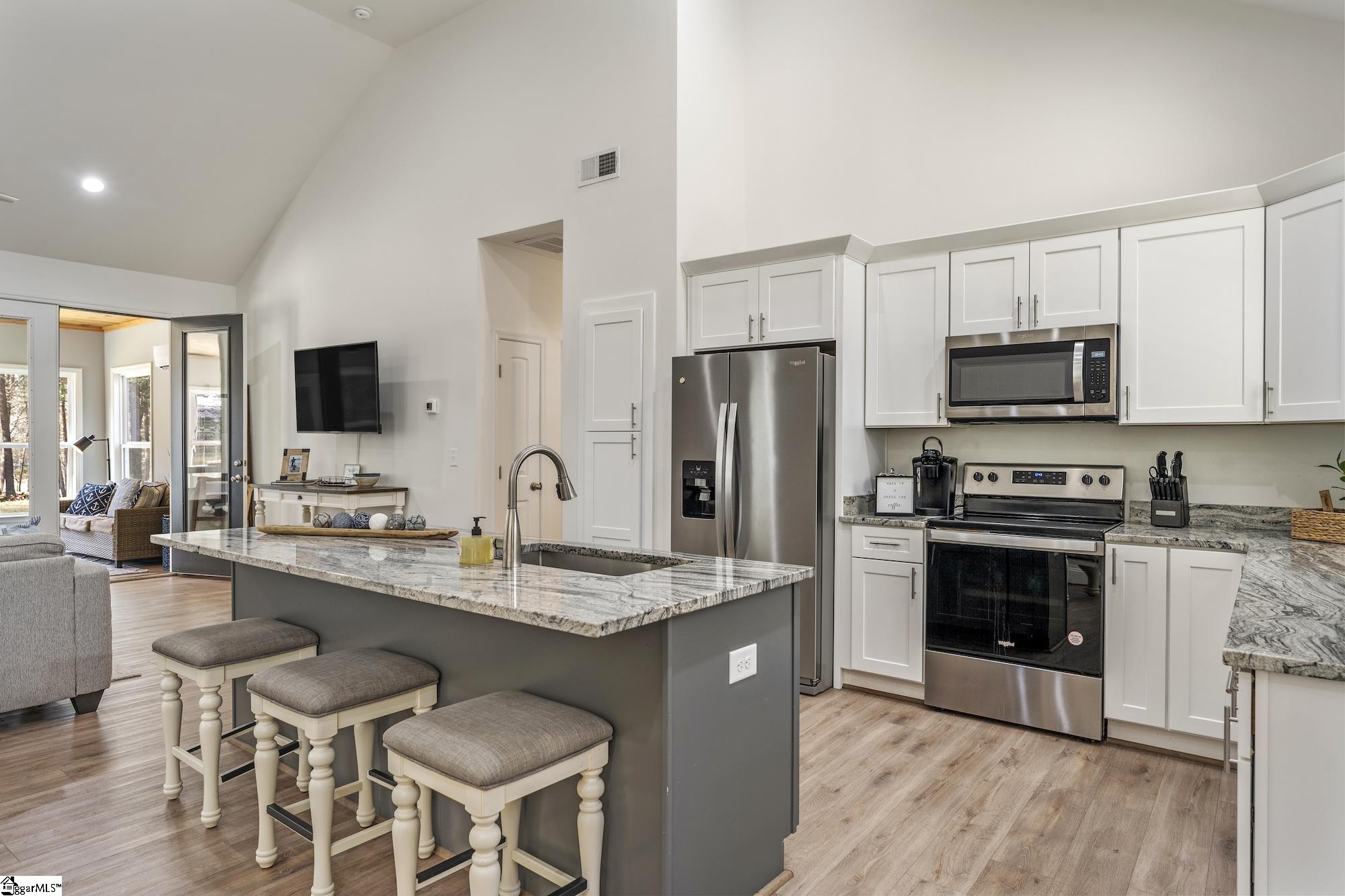 128 Hard Cash Lane Fair Play, SC 29643 - Photo 7 of 48