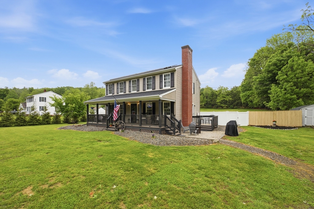 308 Brimfield Road Warren, MA 01083 - Photo 4 of 42