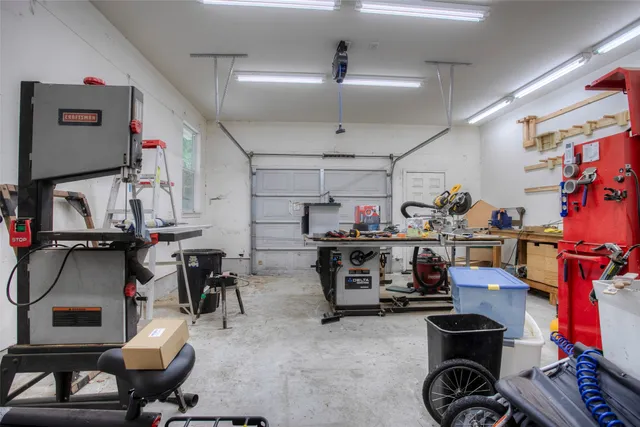 $649,999 | 1634 Topaz Trail, Willis, TX 77378