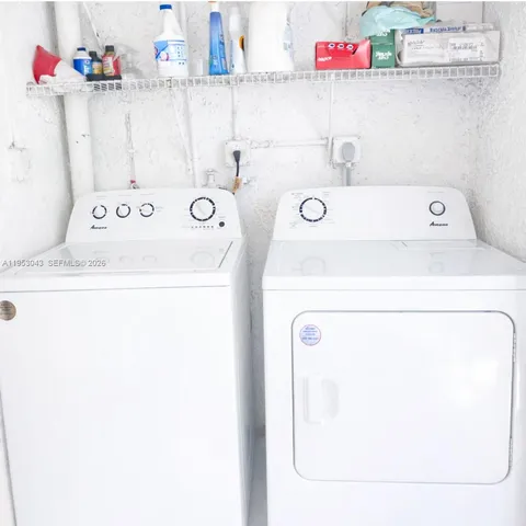 $335,000 | 13715 Kendale Lakes Circle, Unit A116, Miami, FL 33183