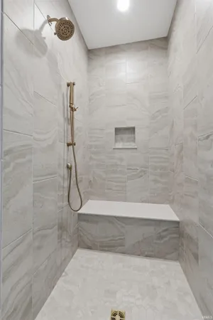 $657,000 | 2046 Links Lane, Auburn, IN 46706