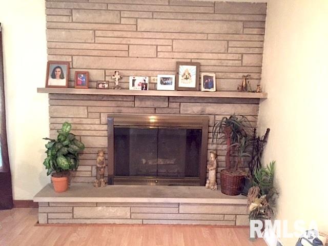 1522 Hickory Point Road Metamora, IL 61548 - Photo 11 of 36