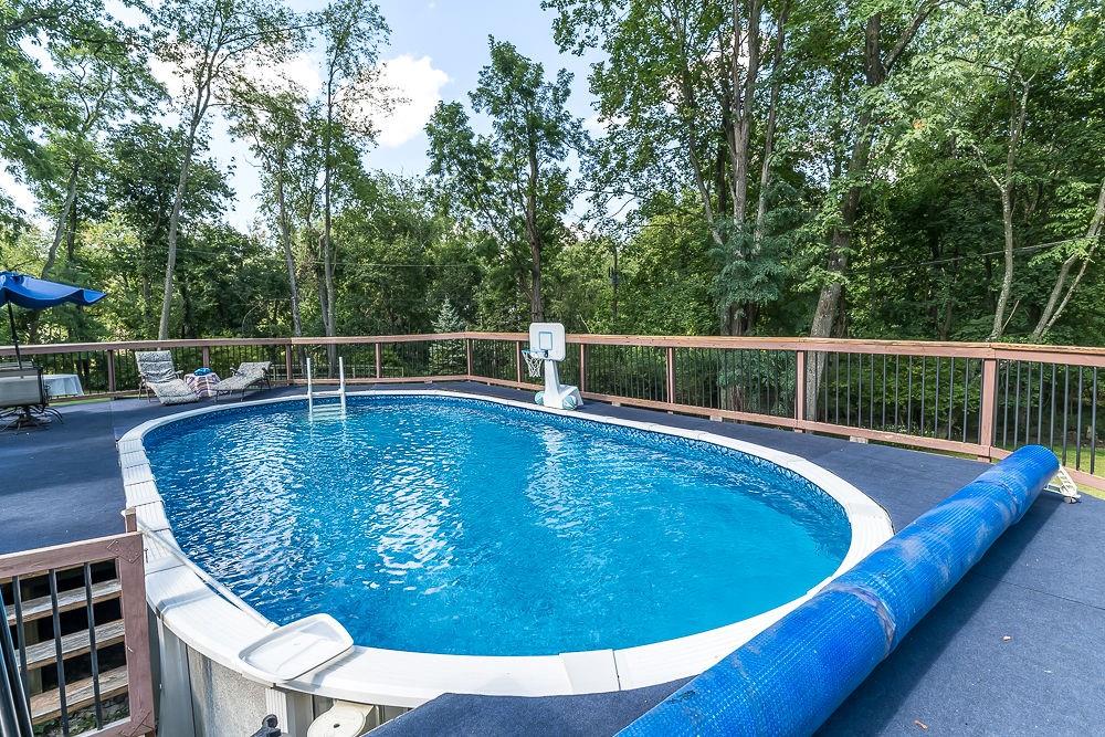 1701 Beaver Grade Road Coraopolis, PA 15108 - Photo 26 of 50 Take a dip or soak in some rays on the deck