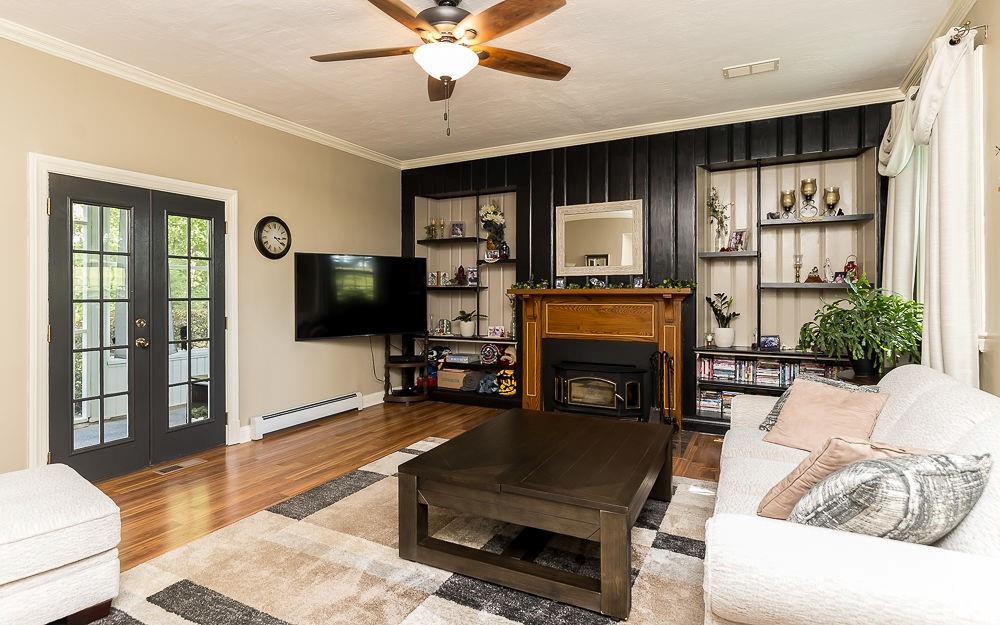 1701 Beaver Grade Road Coraopolis, PA 15108 - Photo 28 of 50 sunk-in livingroom w/french doors to the sun room