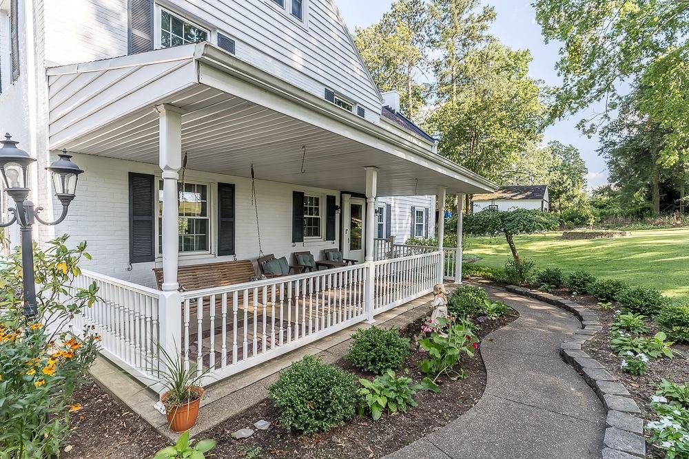 1701 Beaver Grade Road Coraopolis, PA 15108 - Photo 6 of 50 Morning coffee on this huge porch would be so nice!