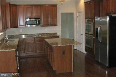 1550 Emmanuel Church Road Huntingtown, MD 20639 - Photo 16 of 21 Kitchen
