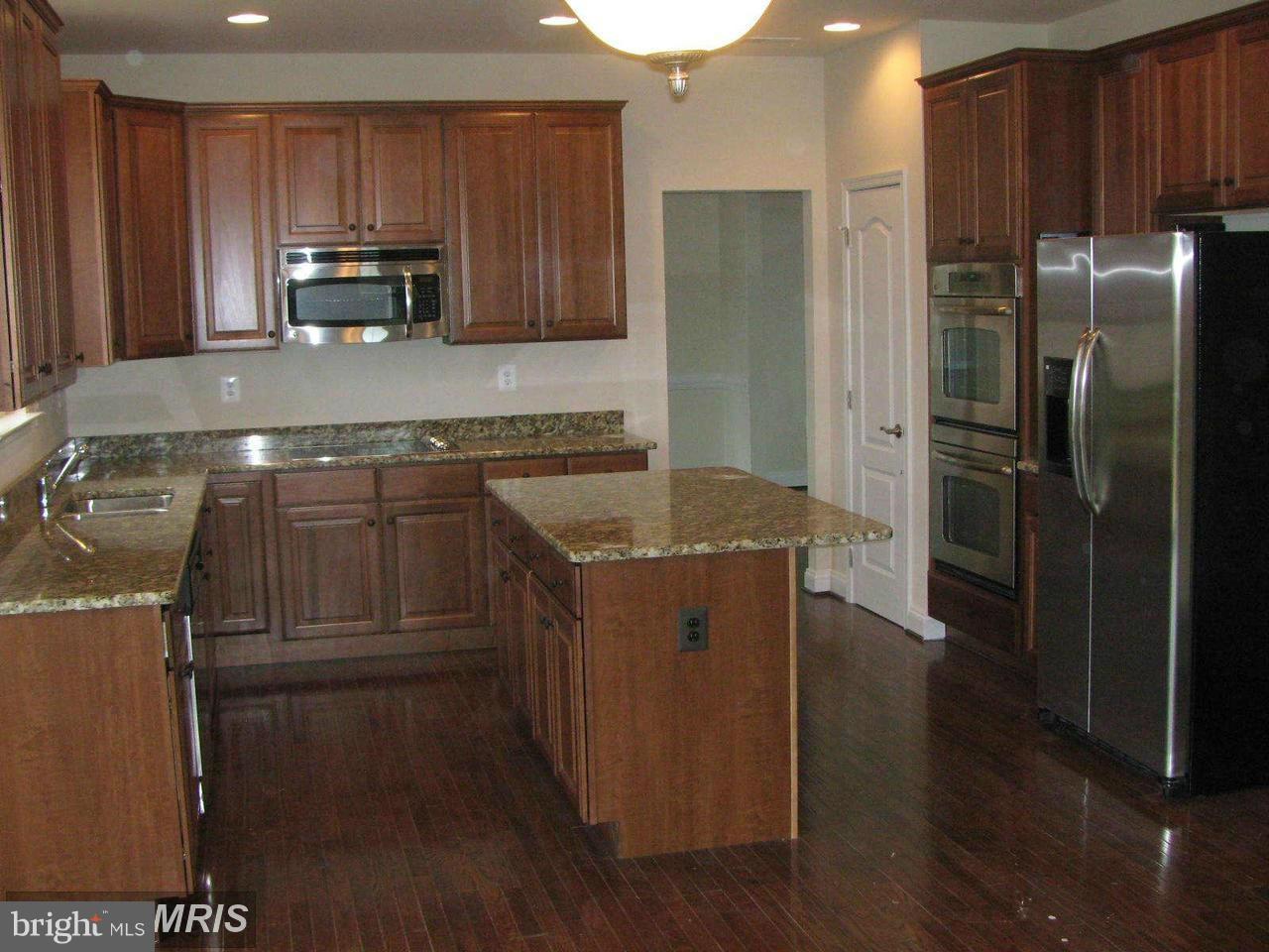 1550 Emmanuel Church Road Huntingtown, MD 20639 - Photo 17 of 21 Kitchen