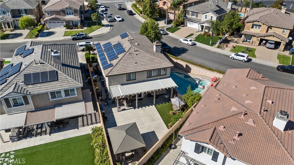 7925 Hemingway Court Fontana, CA 92336 - Photo 29 of 30 an aerial view of residential houses with outdoor space