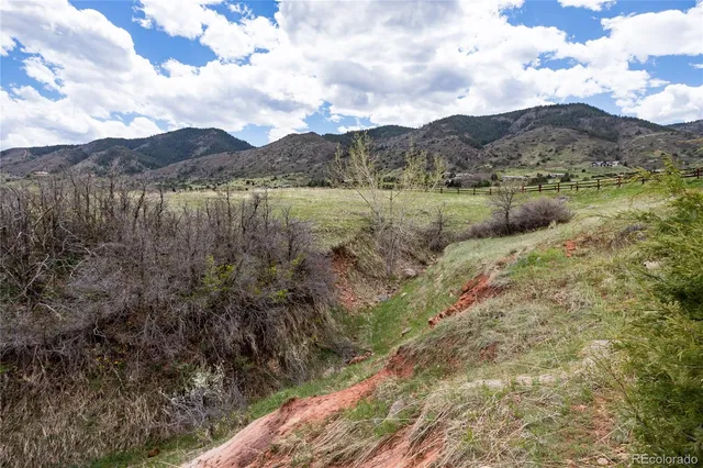 a view of a lake in middle of the town