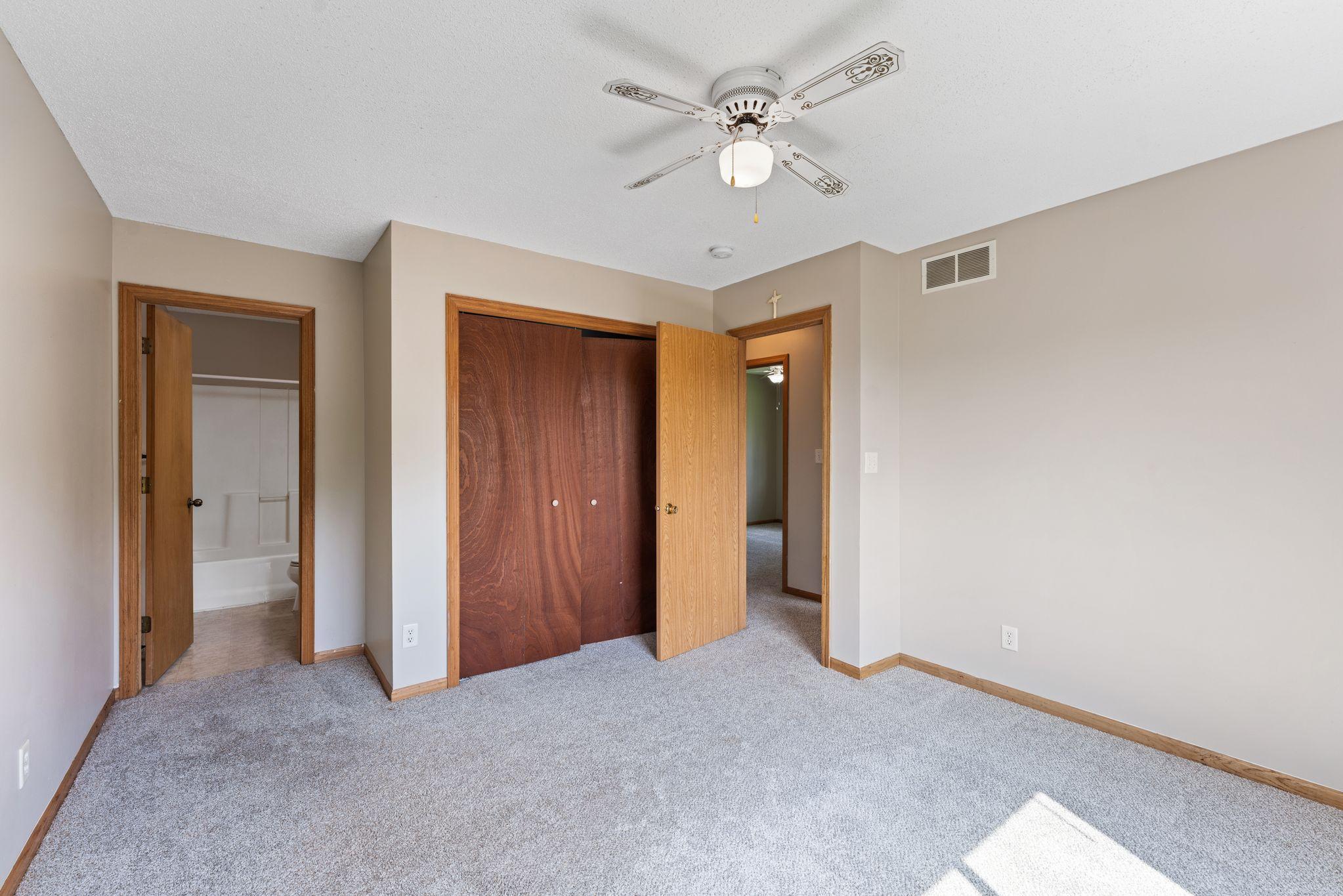1380 Silver Lake Road Northwest New Brighton, MN 55112 - Photo 13 of 27