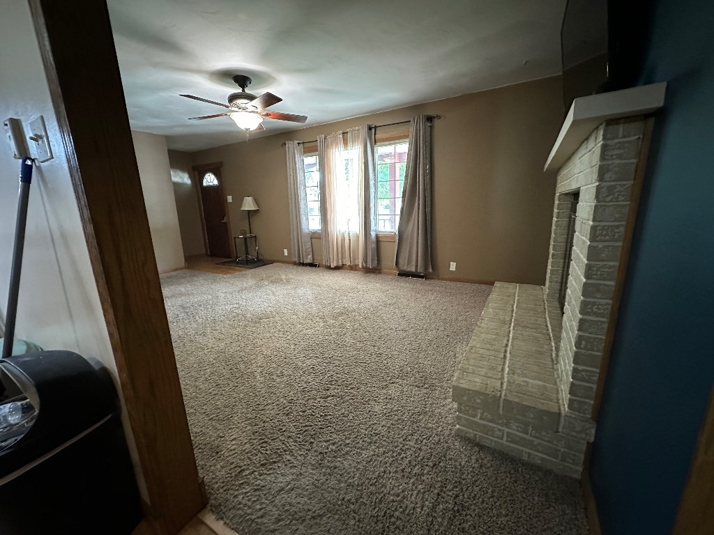 204 Rayjon Drive Oreana, IL 62554 - Photo 4 of 25 en view interior of the house