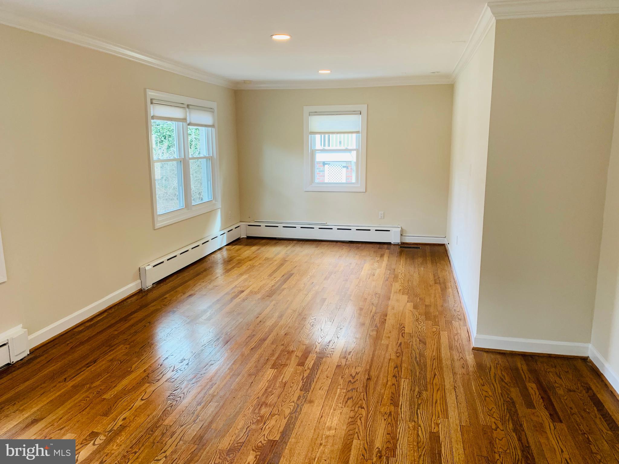 4850 Langdrum Lane Chevy Chase, MD 20815 - Photo 6 of 33