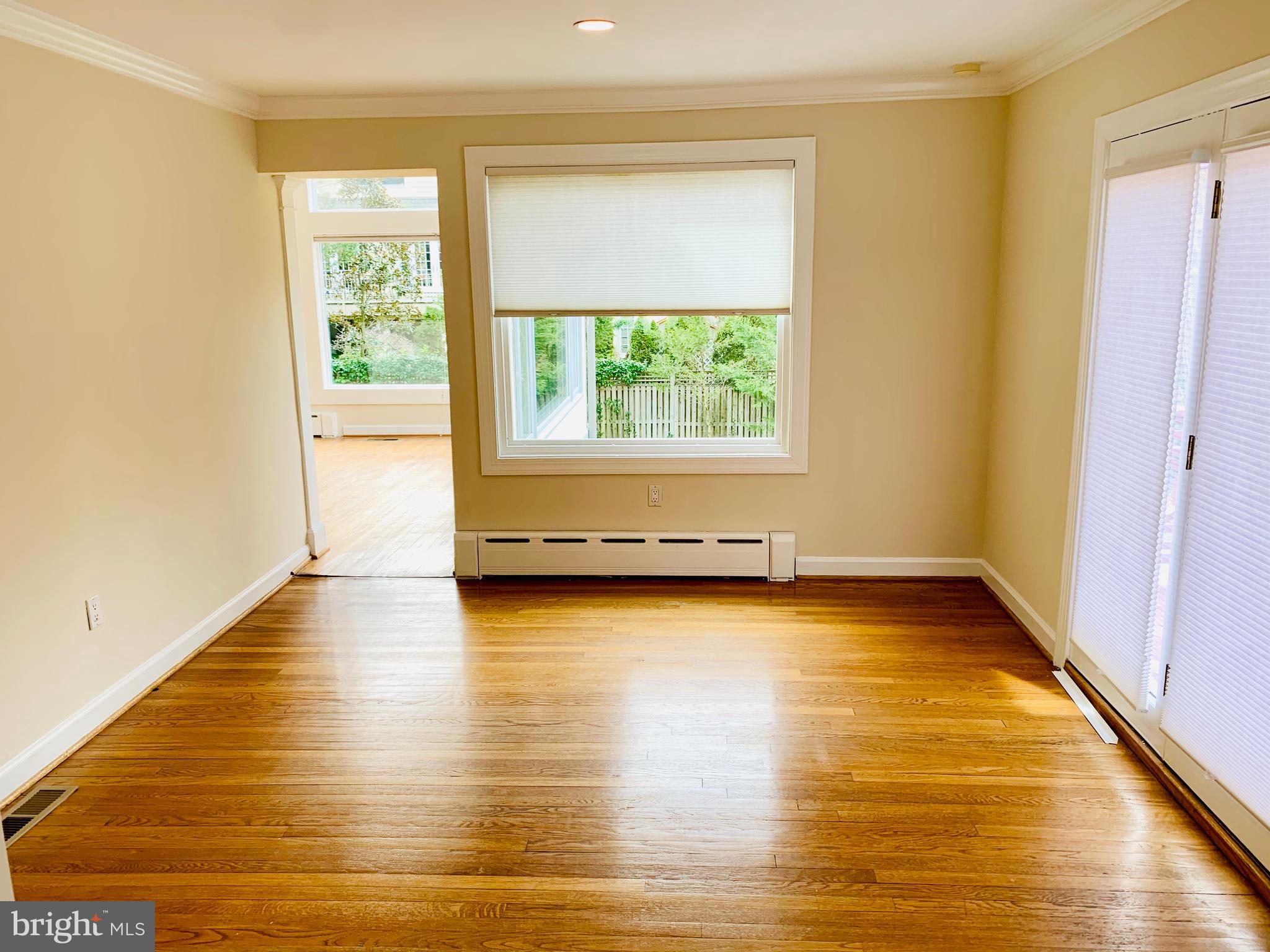 4850 Langdrum Lane Chevy Chase, MD 20815 - Photo 8 of 33