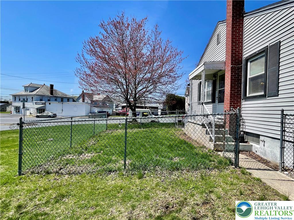 283 Broad Street Bath, PA 18014 - Photo 10 of 36 a view of a garden in front of a house