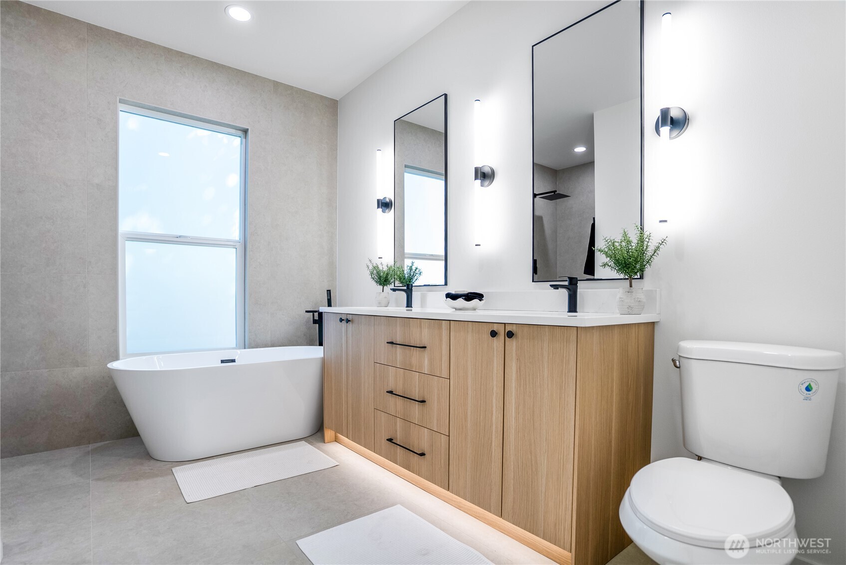 6310 Ellis Avenue South, Unit 1 Seattle, WA 98108 - Photo 15 of 31