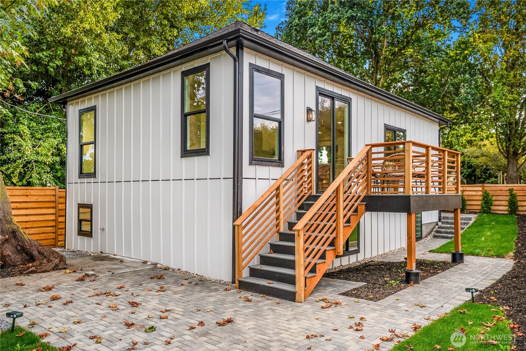 6310 Ellis Avenue South, Unit 1 Seattle, WA 98108 - Photo 25 of 31