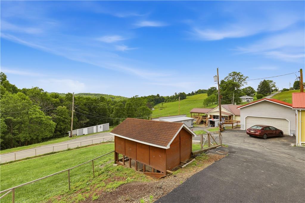 238 Odonnal Road Mill Run, PA 15464 - Photo 6 of 50