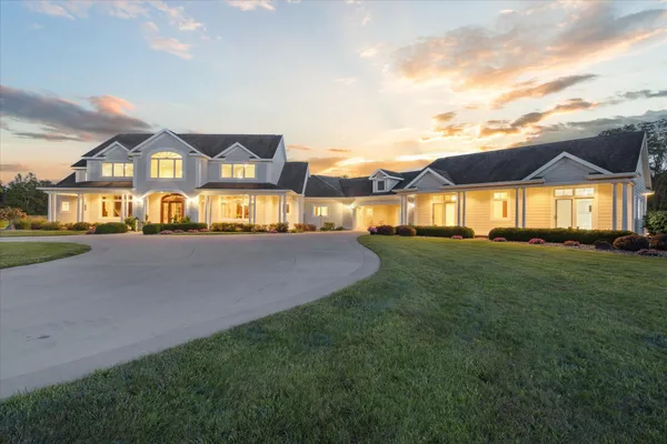 $3,150,000 | 2122 Grange Road, Buchanan, MI 49107