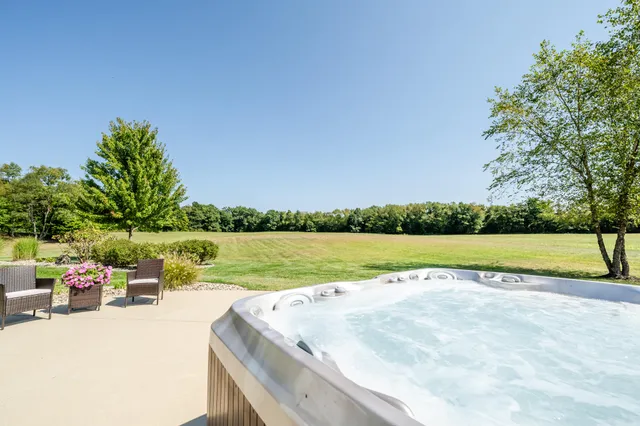 $3,150,000 | 2122 Grange Road, Buchanan, MI 49107