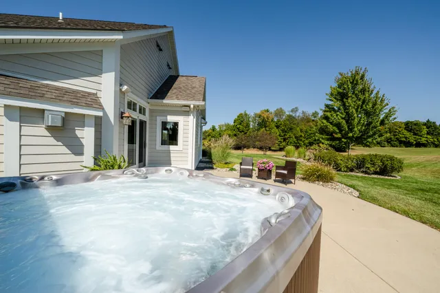 $3,150,000 | 2122 Grange Road, Buchanan, MI 49107