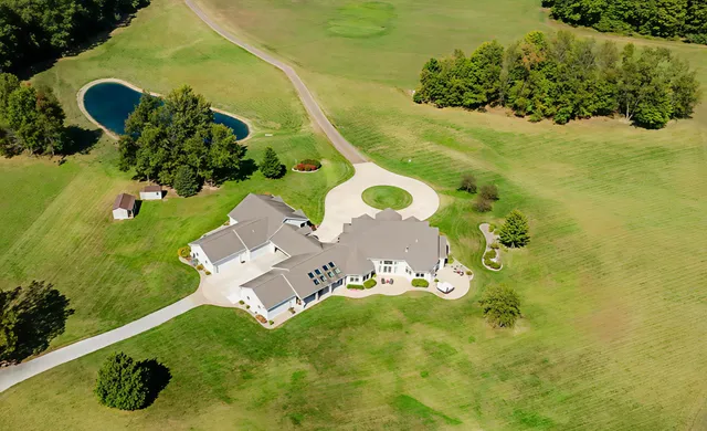 $3,150,000 | 2122 Grange Road, Buchanan, MI 49107