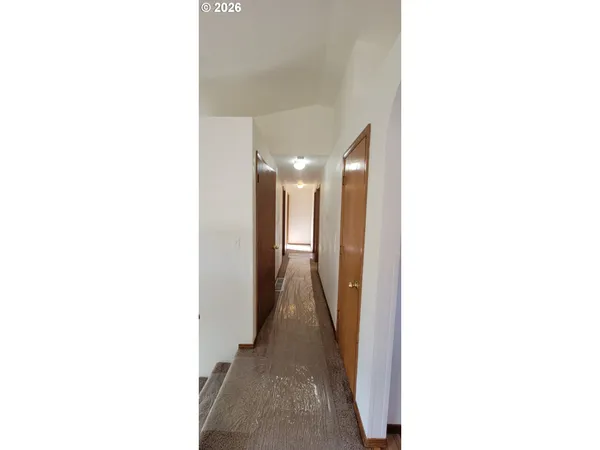 $570,000 | 3857 Southeast 136th Avenue, Portland, OR 97236