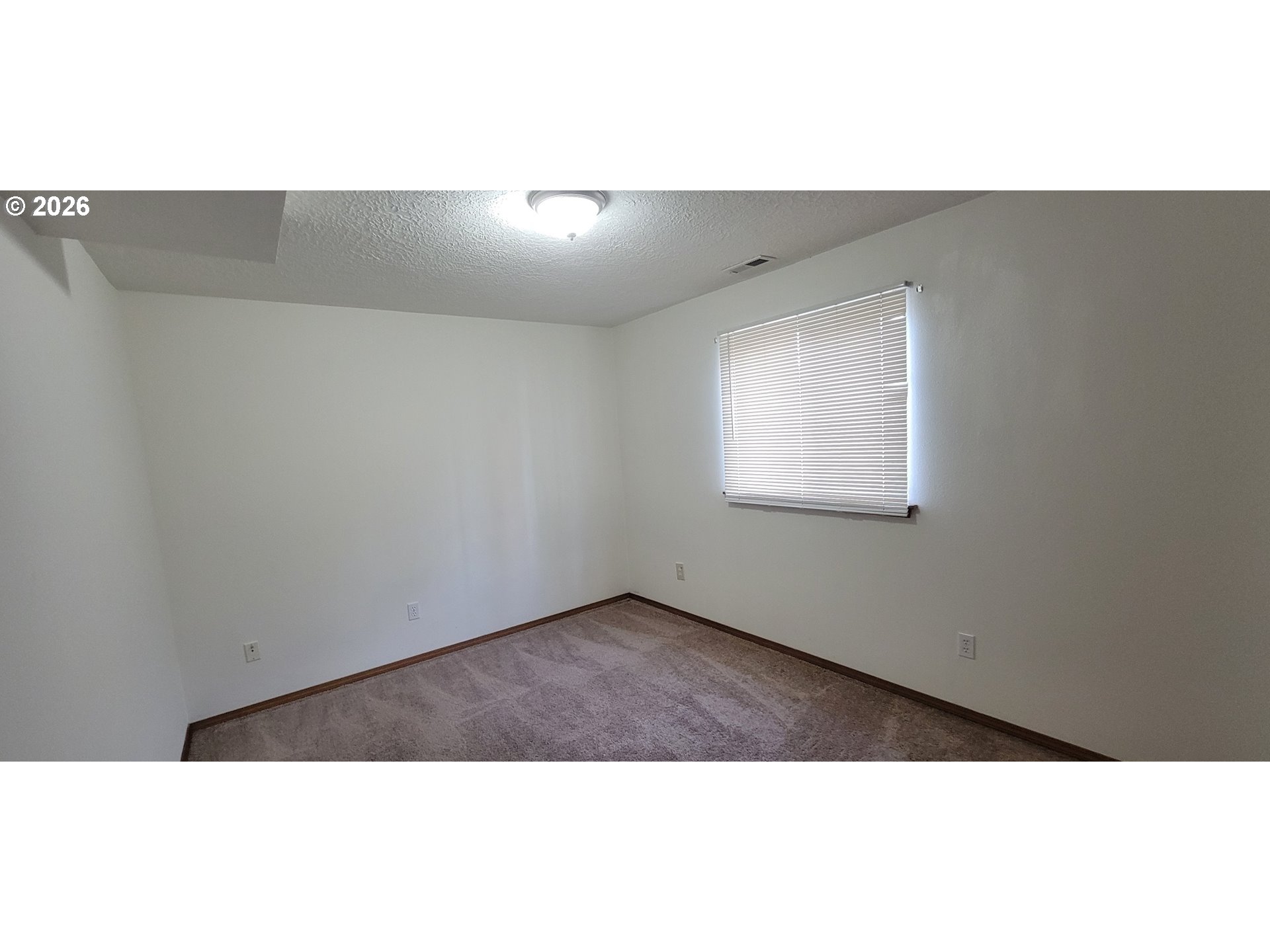 3857 Southeast 136th Avenue Portland, OR 97236 - Photo 21 of 27