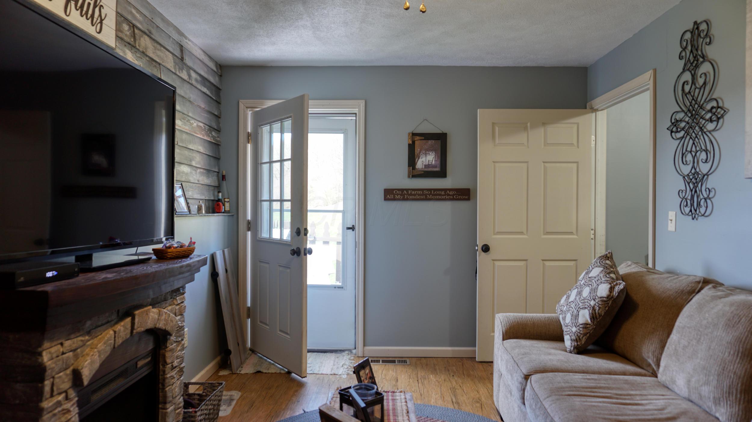67327 Old Twenty One Road Cambridge, OH 43725 - Photo 29 of 43