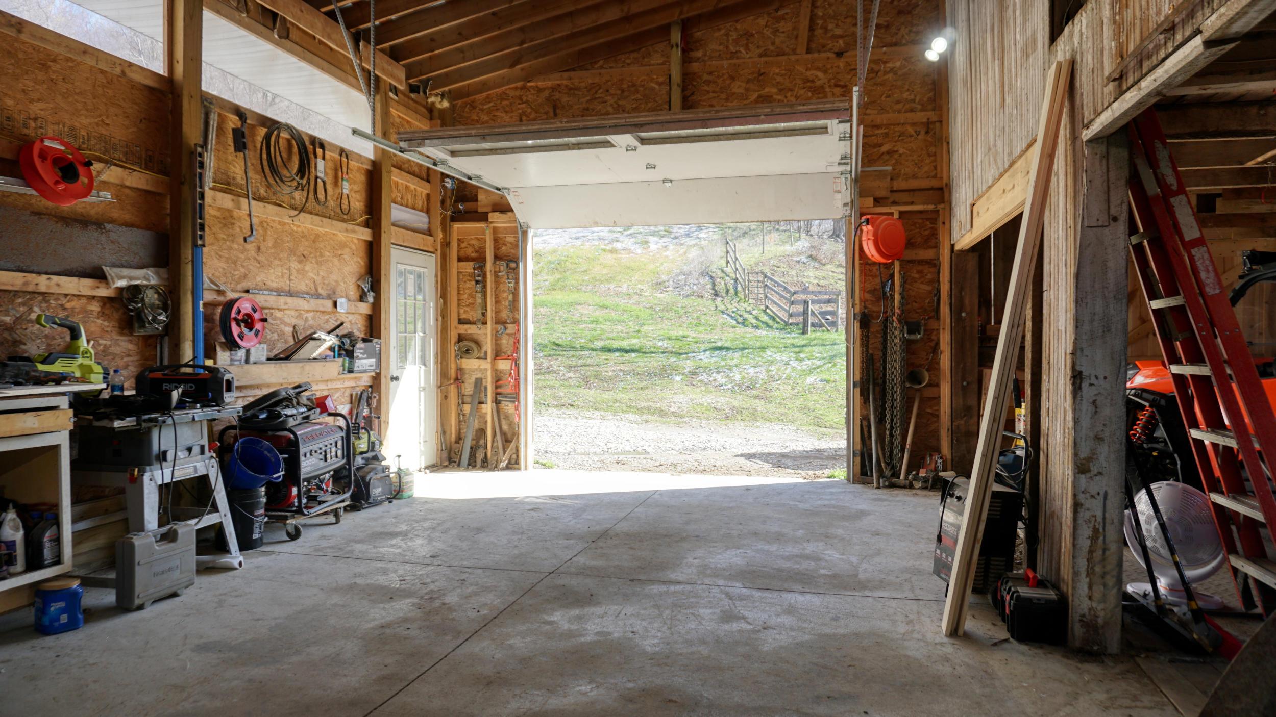 67327 Old Twenty One Road Cambridge, OH 43725 - Photo 40 of 43