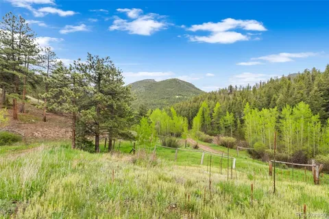 a view of an outdoor space and a yard