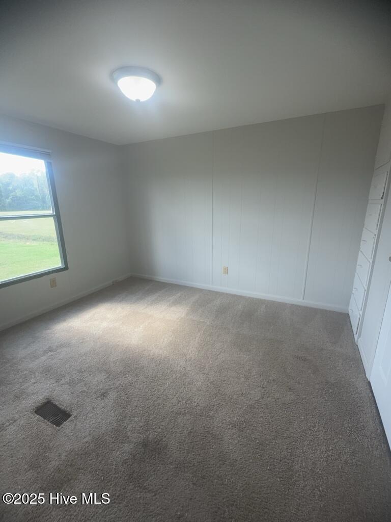 175 Oliver Cooper Road Richlands, NC 28574 - Photo 7 of 14 Primary Bedroom