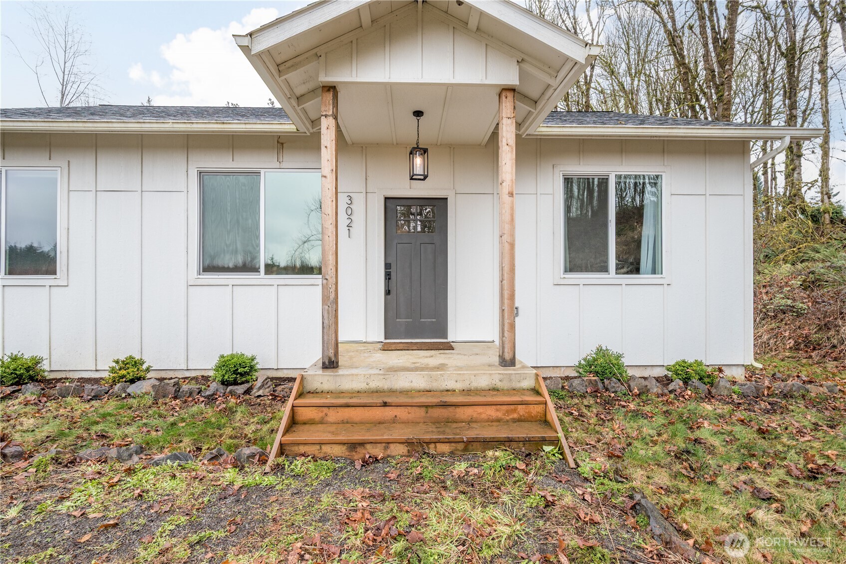 364 Channel View Lane Longview, WA 98632 - Photo 3 of 35