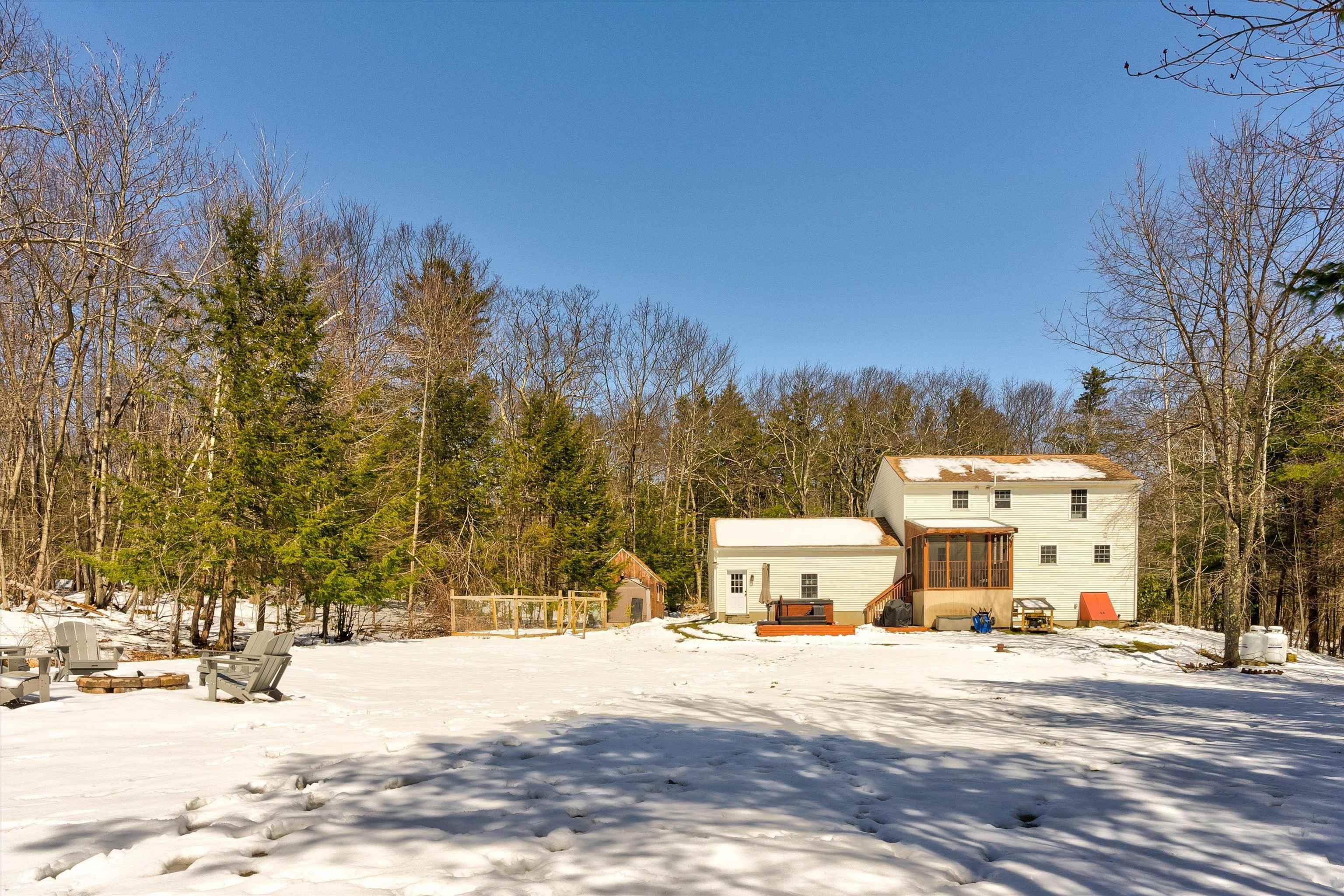 110 McCurdy Road New Boston, NH 03070 - Photo 18 of 26 Gallery Image 18