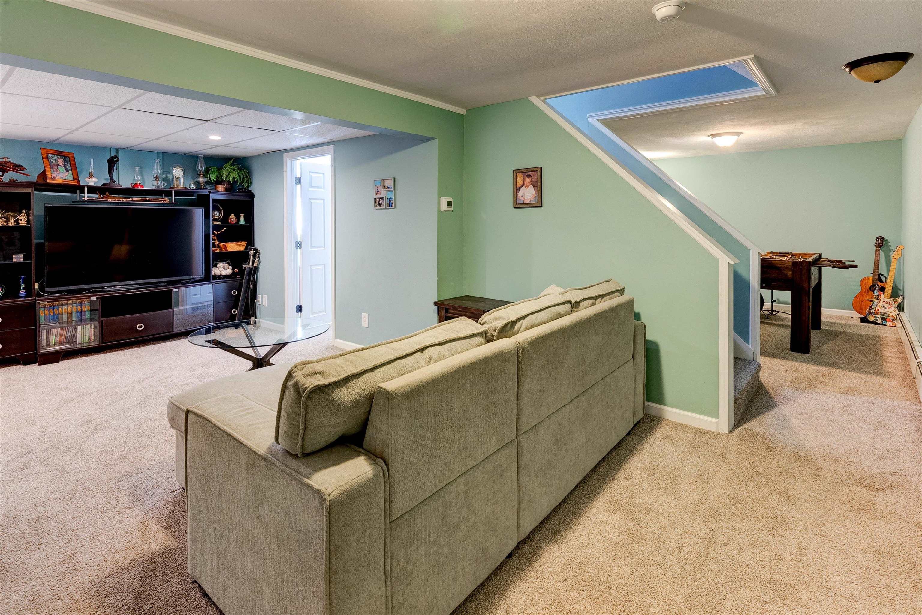 110 McCurdy Road New Boston, NH 03070 - Photo 9 of 26 Gallery Image 9