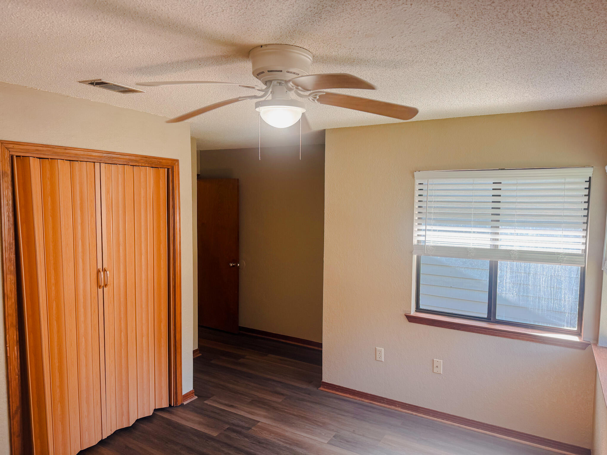 102 Springwood Circle Crestview, FL 32536 - Photo 17 of 21 Bedroom 2