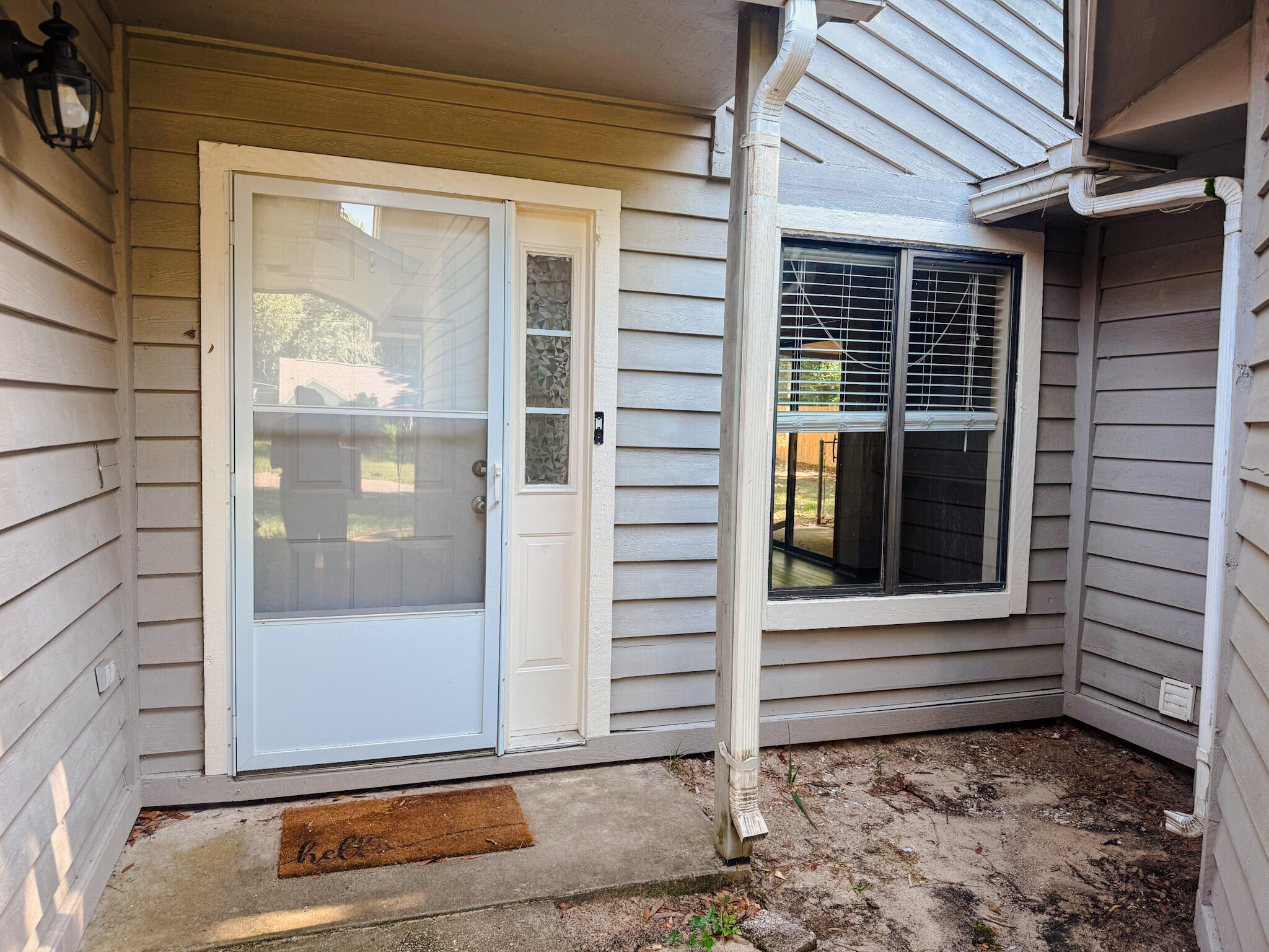 102 Springwood Circle Crestview, FL 32536 - Photo 3 of 21 Front Door